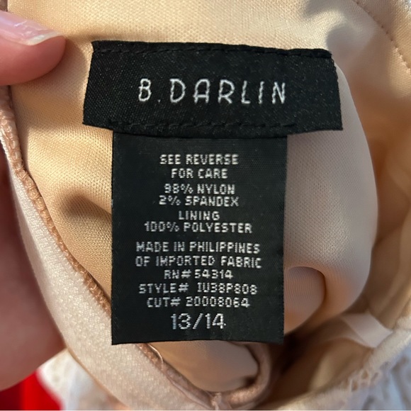 White maxi dress only worn once to prom! - Picture 3 of 3